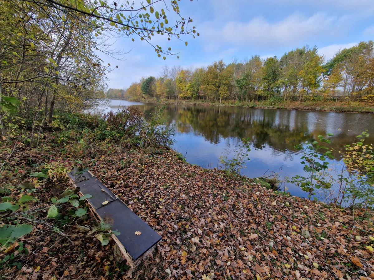 Gemuetliche Wohnung Direkt Am Kuestenkanal! Wardenburg エクステリア 写真